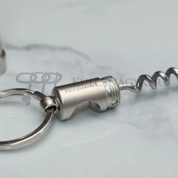 Kép 2/3 - KeySmart tartozék - CorkSmart dugóhúzó